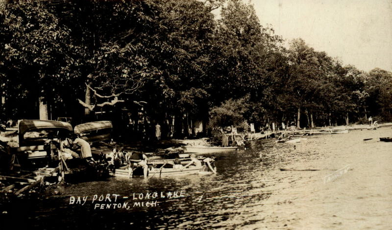 Bay Port Resort (Fenton Yacht Club) - Vintage Postcard (newer photo)